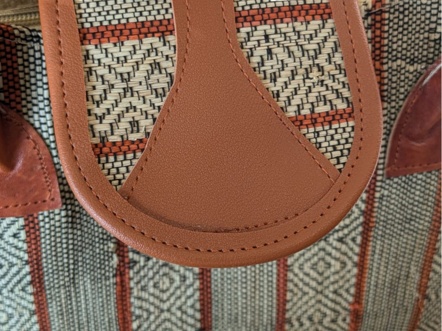 Sac à main en rabane et cuir