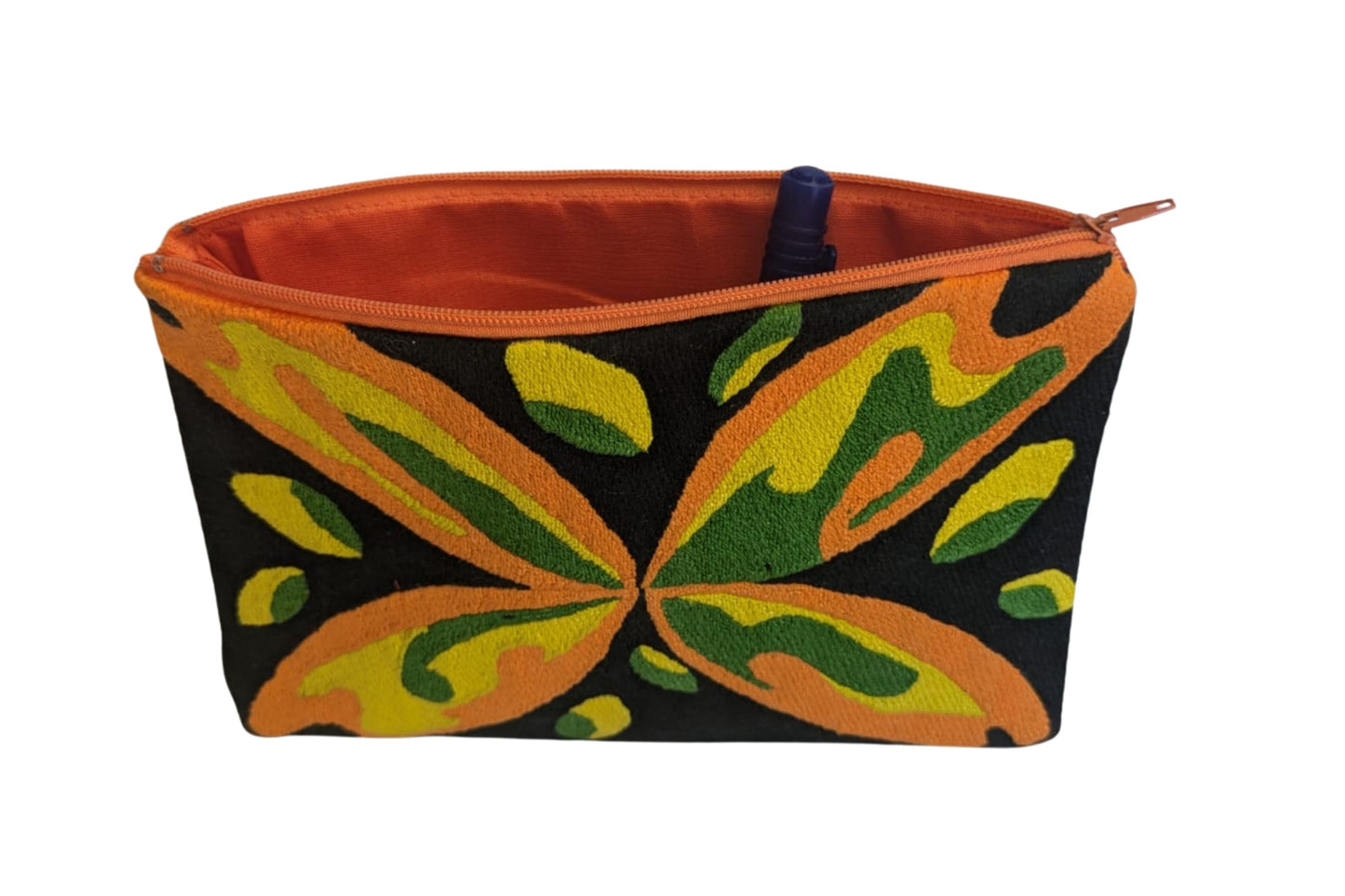 Trousse brodée T1