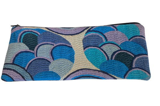 Trousse brodée T 14