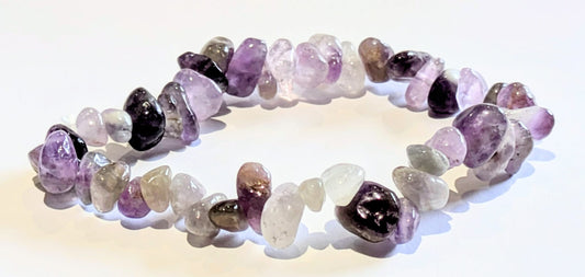 BRACELET CORAIL EN AMÉTHYSTE – Perles style corail – Artisanat de Madagascar Pierre de sagesse & apaisement | Violet naturel profond | Bracelet élastique fait main