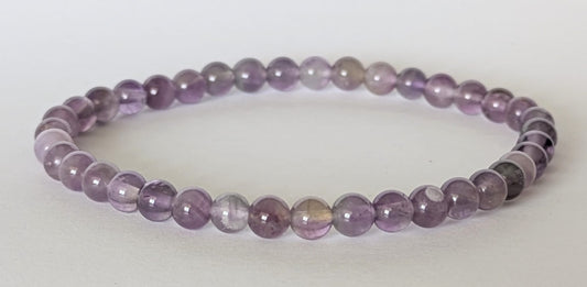 BRACELET EN AMÉTHYSTE – Perles 4 mm – Artisanat de Madagascar Pierre de sagesse & apaisement | Violet naturel profond | Bracelet élastique fait main