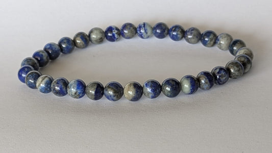 BRACELET EN LAPIS AZULITE – Perles 6 mm – Artisanat de Madagascar Pierre de sagesse & vérité | Bleu profond veiné | Bracelet élastique fait main