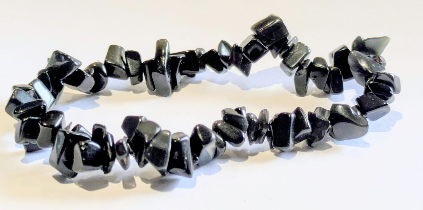 BRACELET CORAIL EN OBSIDIENNE – Perles style corail – Artisanat de Madagascar Pierre de protection & vérité intérieure | Noir profond naturel | Bracelet élastique fait main